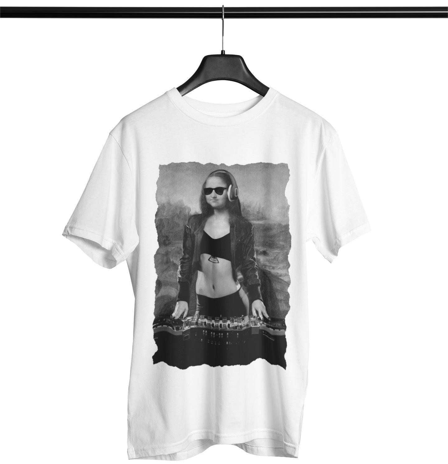 Dj Mona Softstyle T-Shirt 2 | Techno Outfit